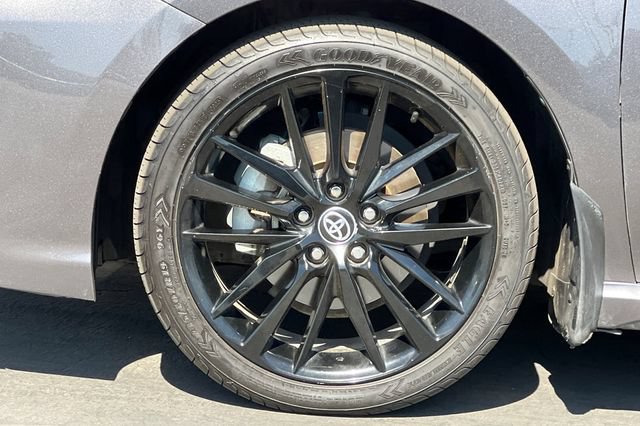 Used 2023 Toyota Camry XSE FWD image 35