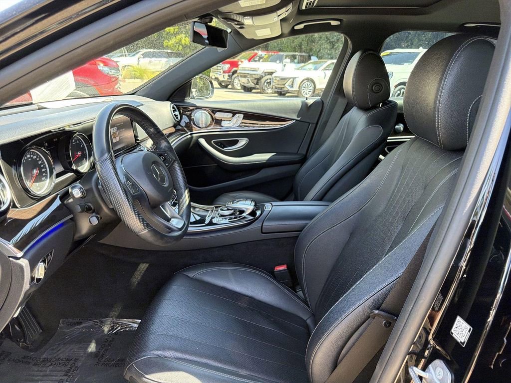 Used 2017 Mercedes-Benz E 300 image 21