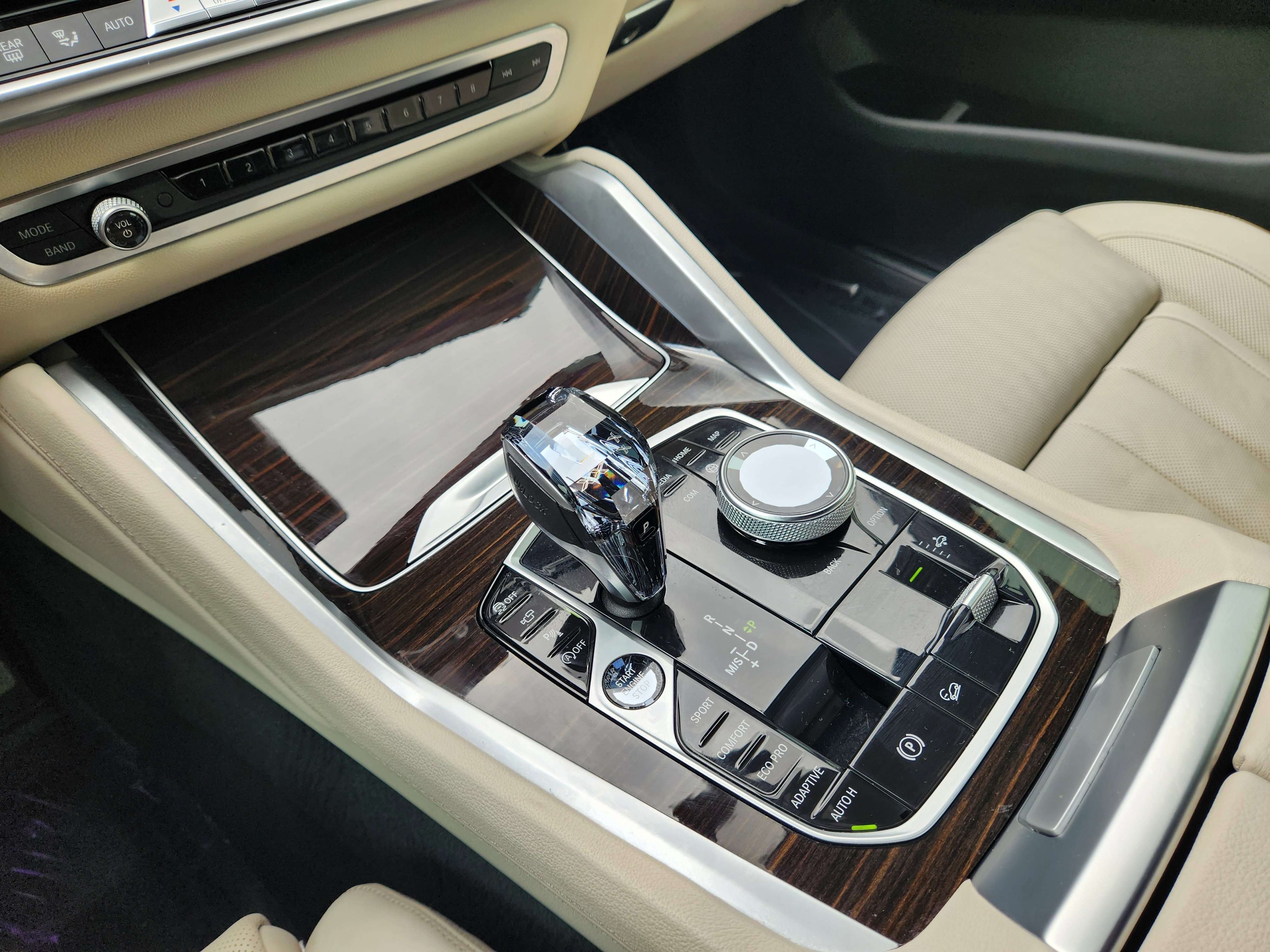 Used 2020 BMW X6 xDrive40i w/ Executive Package image 18