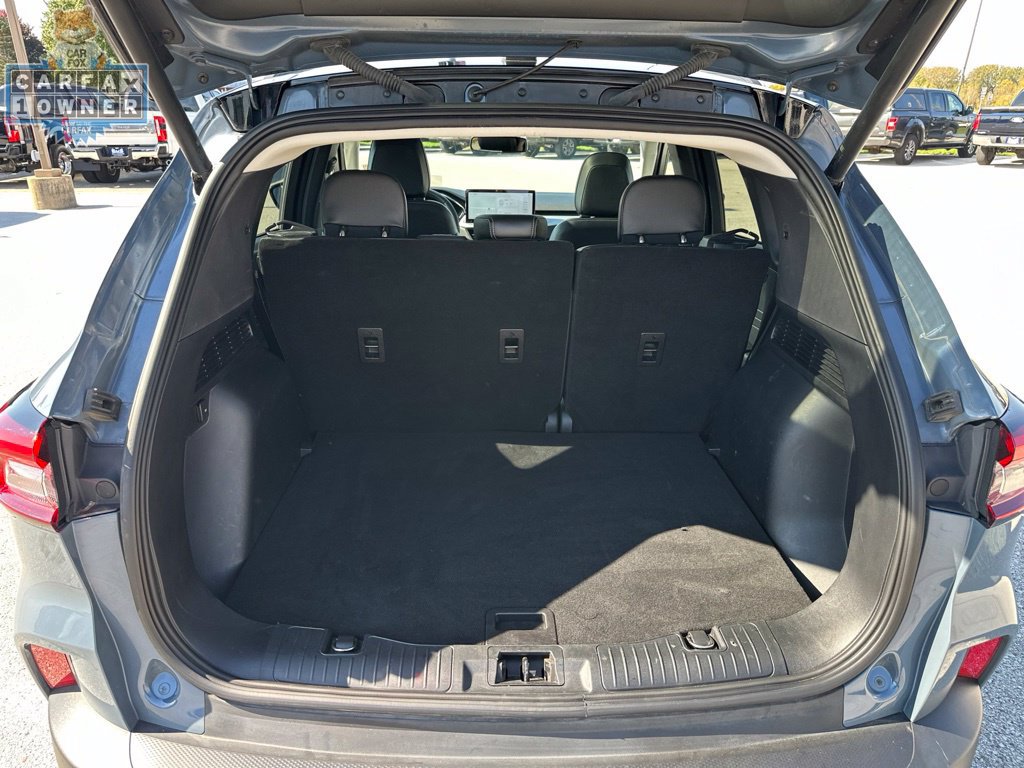 Used 2023 Ford Escape Platinum w/ Premium Technology Package AWD/4WD image 13