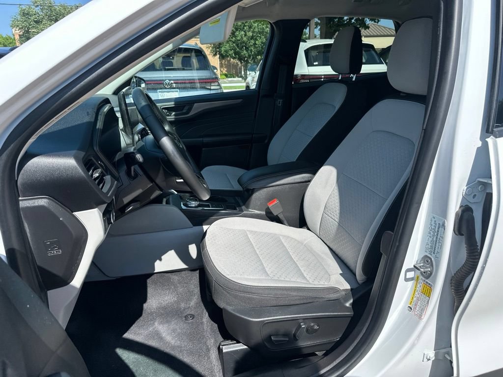 Used 2023 Ford Escape Active w/ Tech Pack #1 FWD image 10