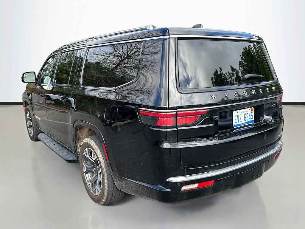 Used 2024 Jeep Wagoneer L Series III w/ Flexible Seating Group image 5