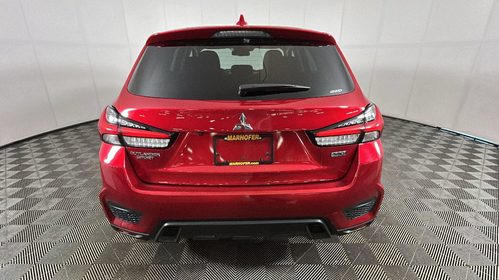 Used 2025 Mitsubishi Outlander Sport LE AWD/4WD image 3