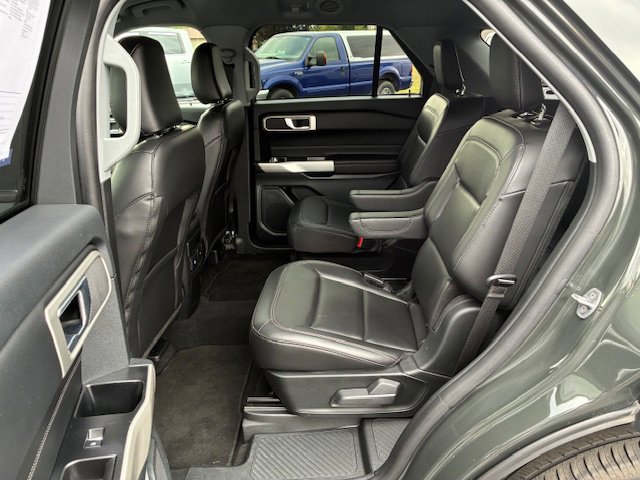 Used 2023 Ford Explorer XLT w/ Equipment Group 202A image 17
