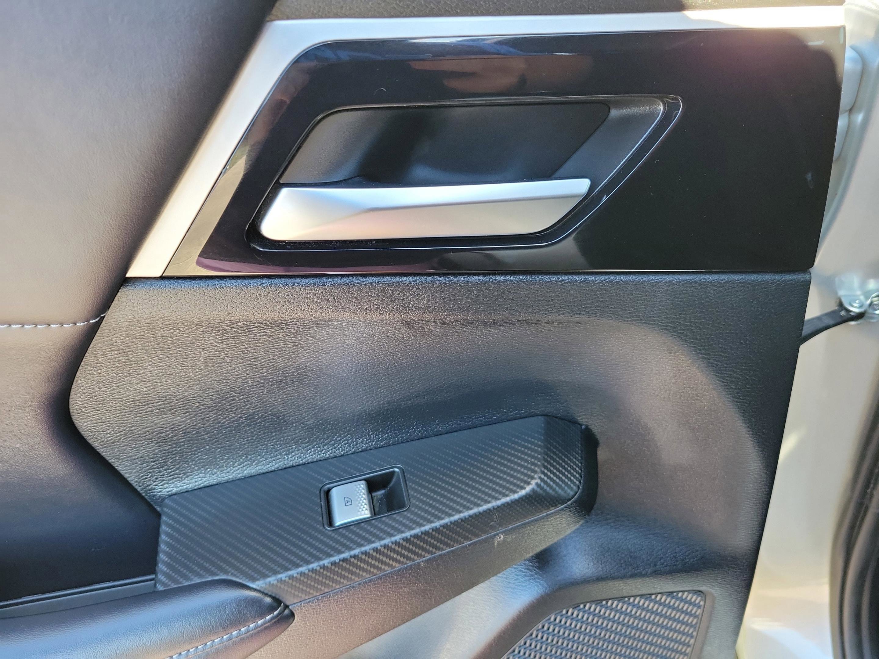 Used 2024 Mitsubishi Outlander SE image 24