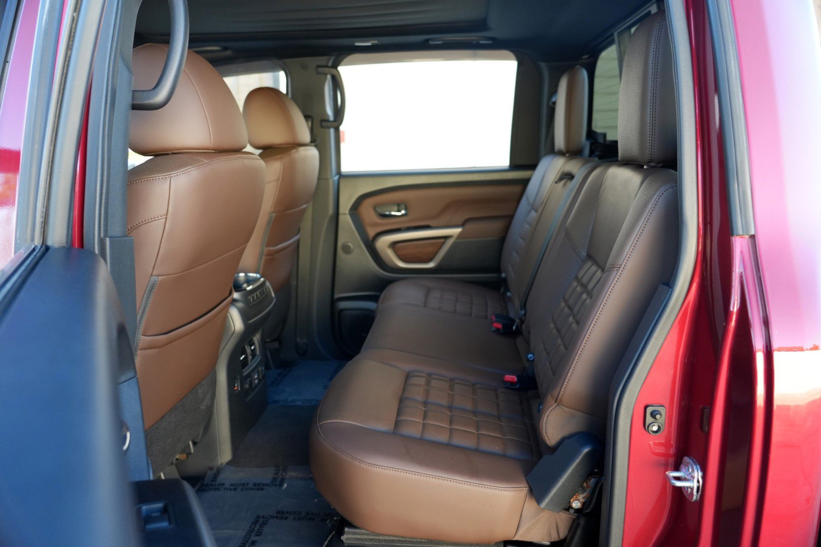 Used 2023 Nissan Titan Platinum Reserve w/ Moonroof Package AWD/4WD image 45