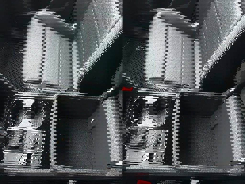 Used 2022 Volkswagen Atlas Cross Sport SEL image 31