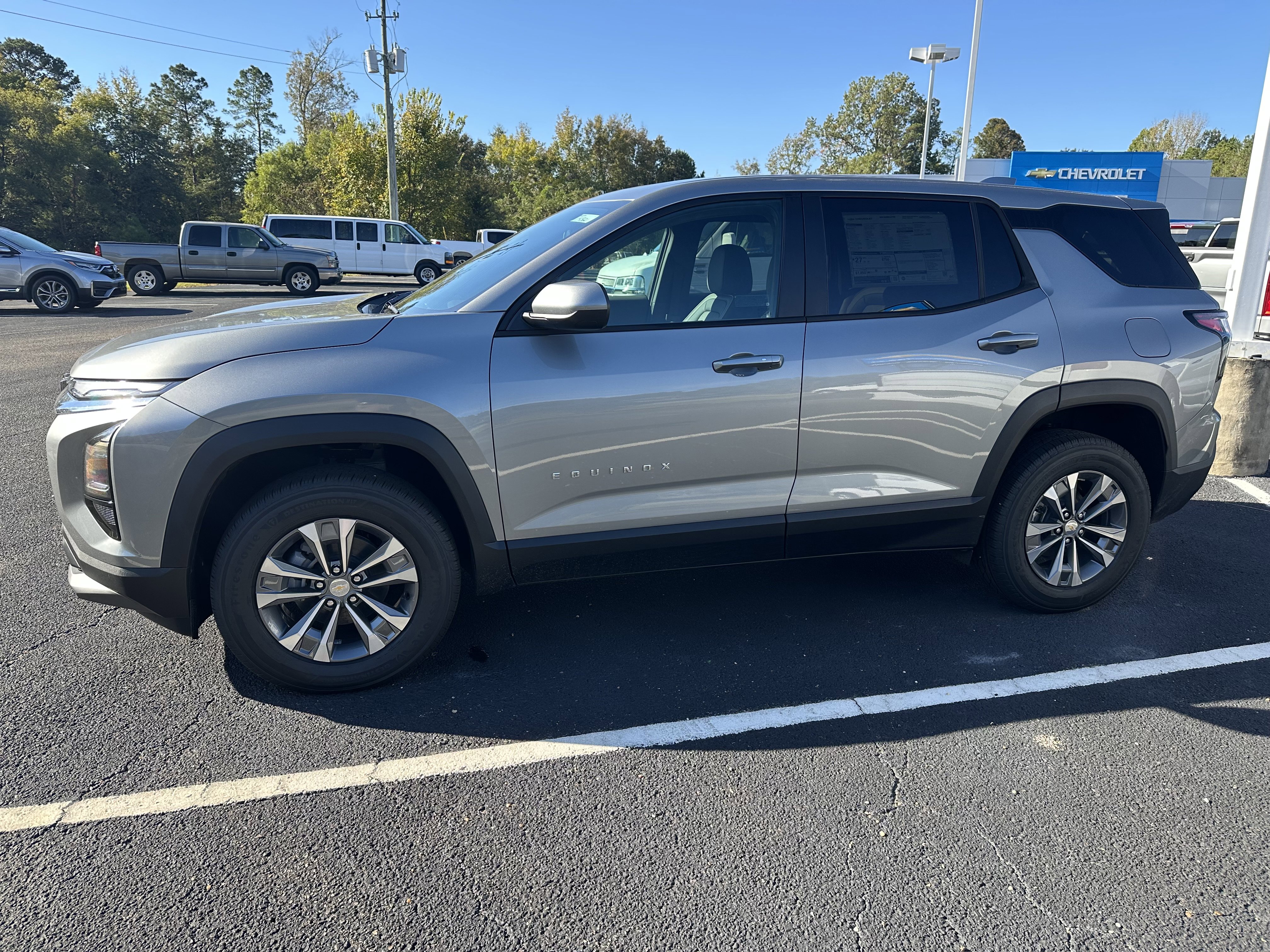 New 2026 Chevrolet Equinox LT image 1