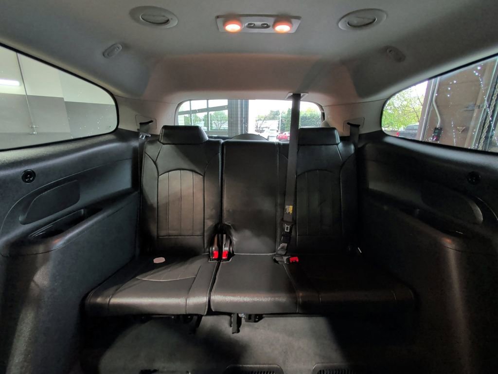 Used 2016 Buick Enclave Leather AWD/4WD image 16