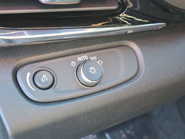 Used 2024 Buick Envista Avenir image 17