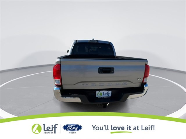 Used 2016 Toyota Tacoma SR5 w/ Towing Package image 9