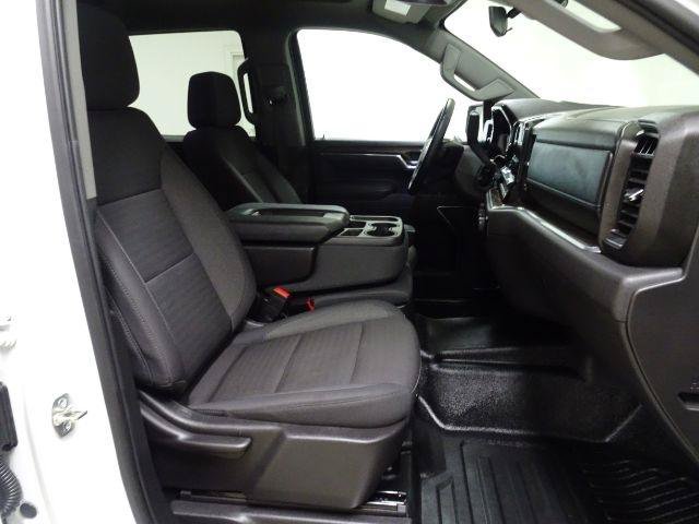 Used 2025 Chevrolet Silverado 1500 LT w/ Safety Package AWD/4WD image 43