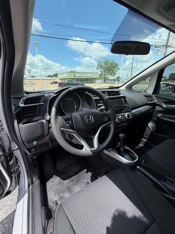Used 2019 Honda Fit LX image 9