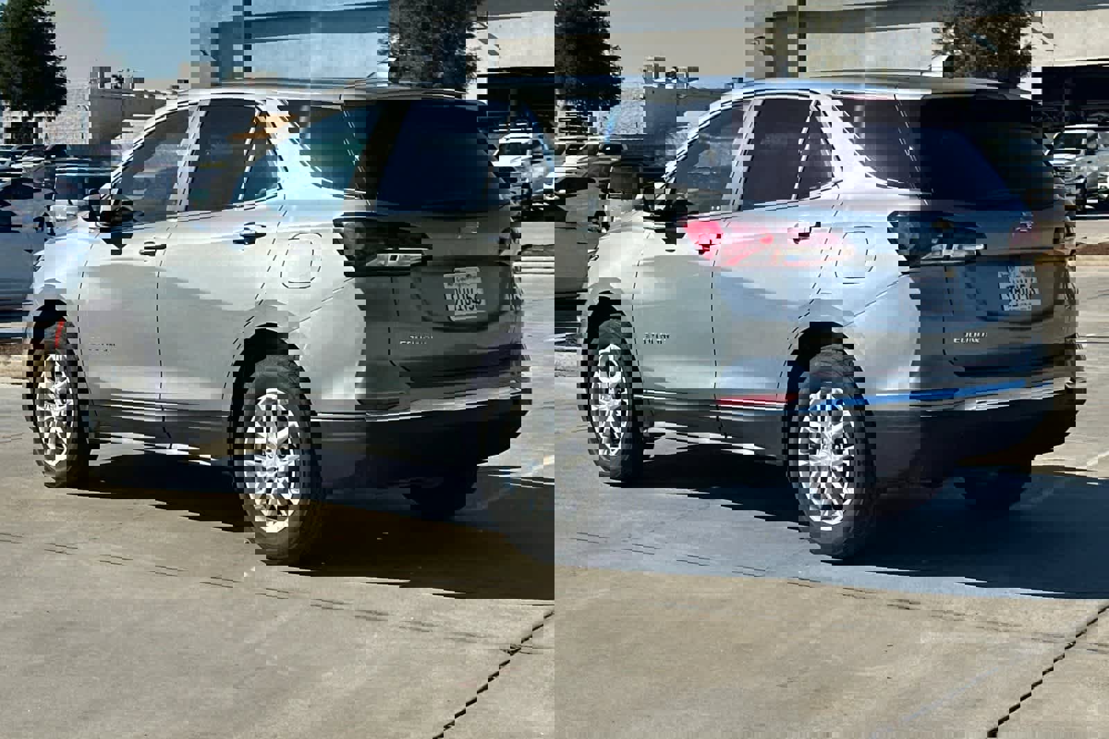 Used 2024 Chevrolet Equinox LT image 7