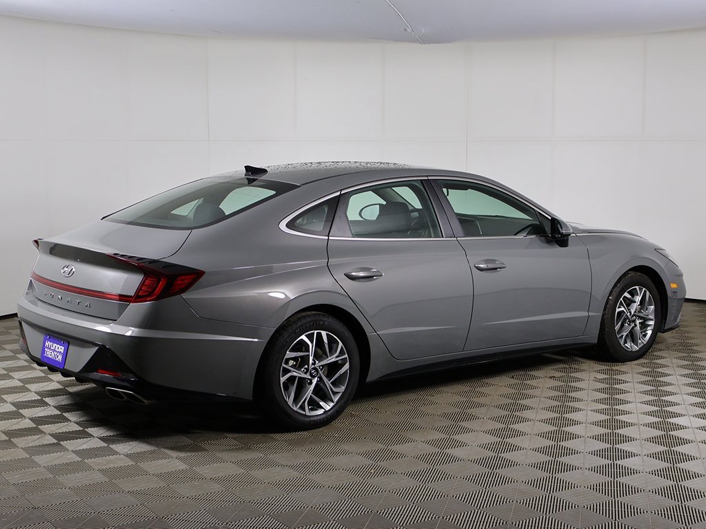 Used 2023 Hyundai Sonata SEL w/ Cargo Package image 10