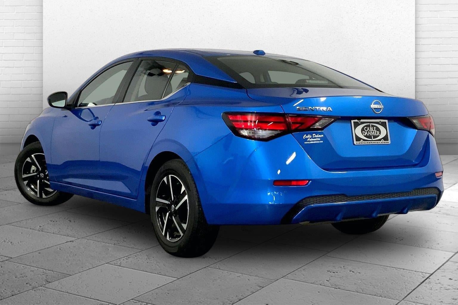 Used 2025 Nissan Sentra SV FWD image 11
