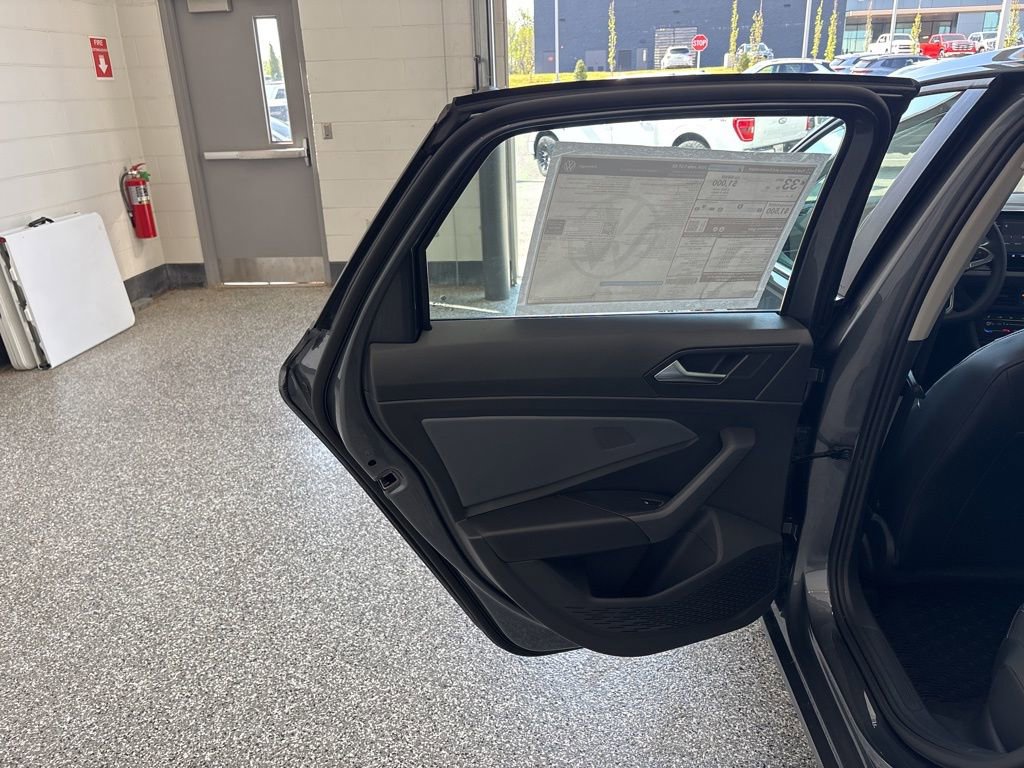 New 2026 Volkswagen Jetta SE image 34