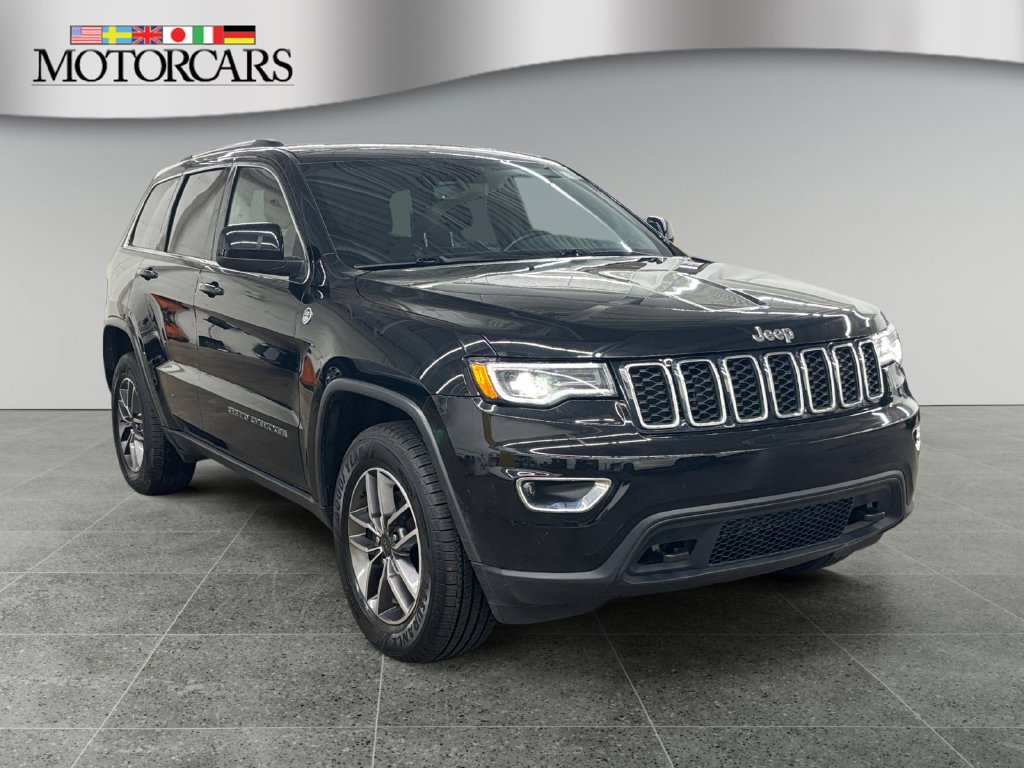 Used 2020 Jeep Grand Cherokee Laredo w/ Quick Order Package 2BN North AWD/4WD image 1