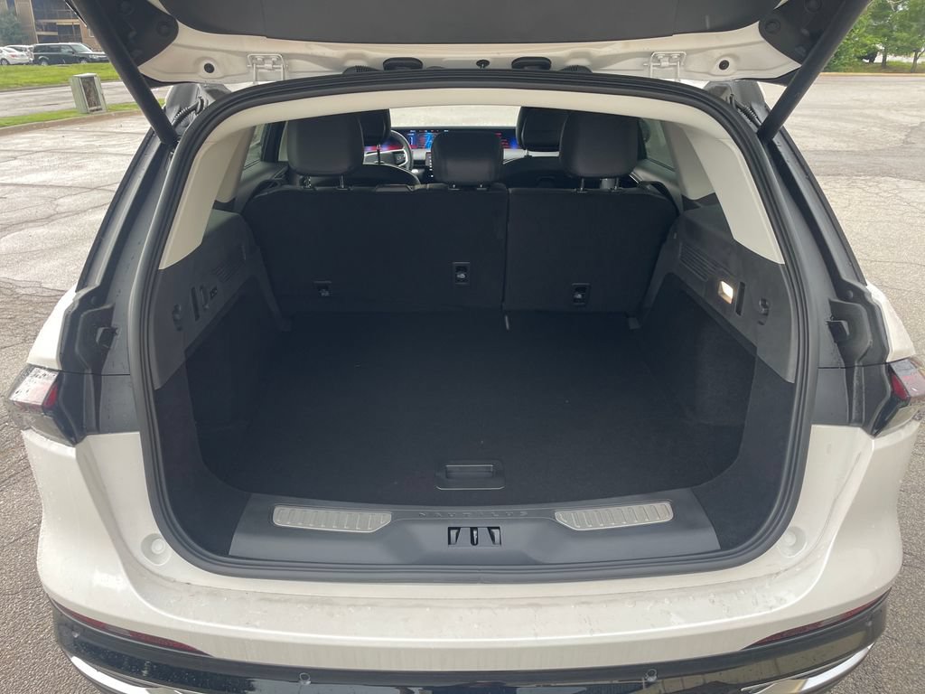 New 2026 Lincoln Nautilus Premier AWD/4WD image 15