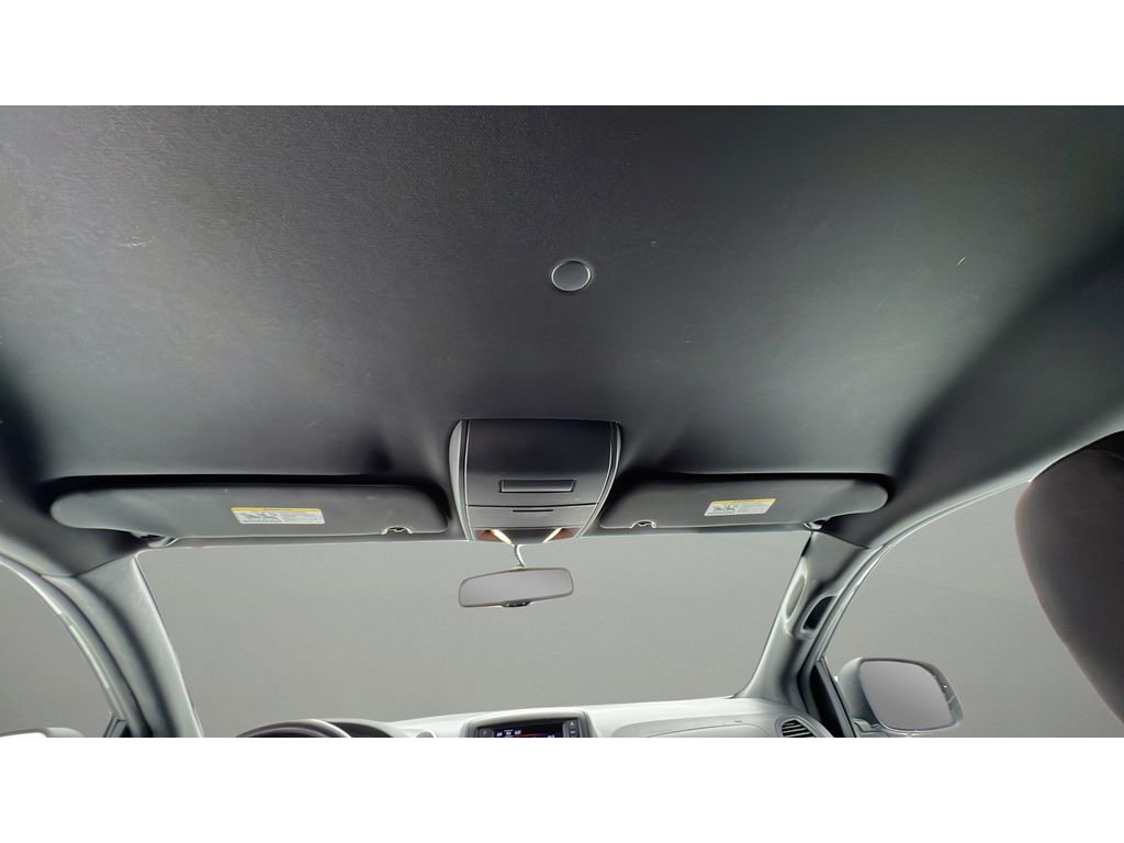 Used 2018 Dodge Grand Caravan SE FWD image 29