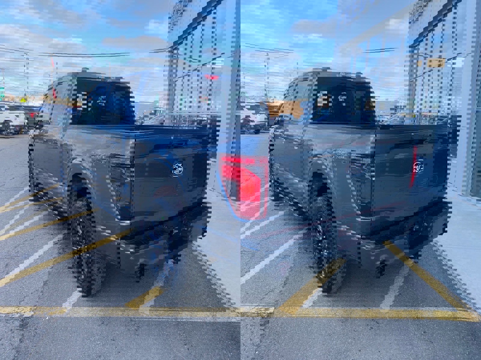 Used 2025 Ford F150 XLT w/ Equipment Group 302A MID image 3