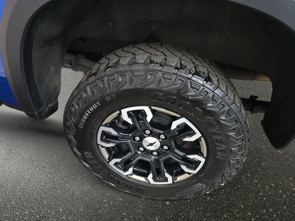 Used 2022 Chevrolet Silverado 1500 ZR2 w/ Technology Package AWD/4WD image 32