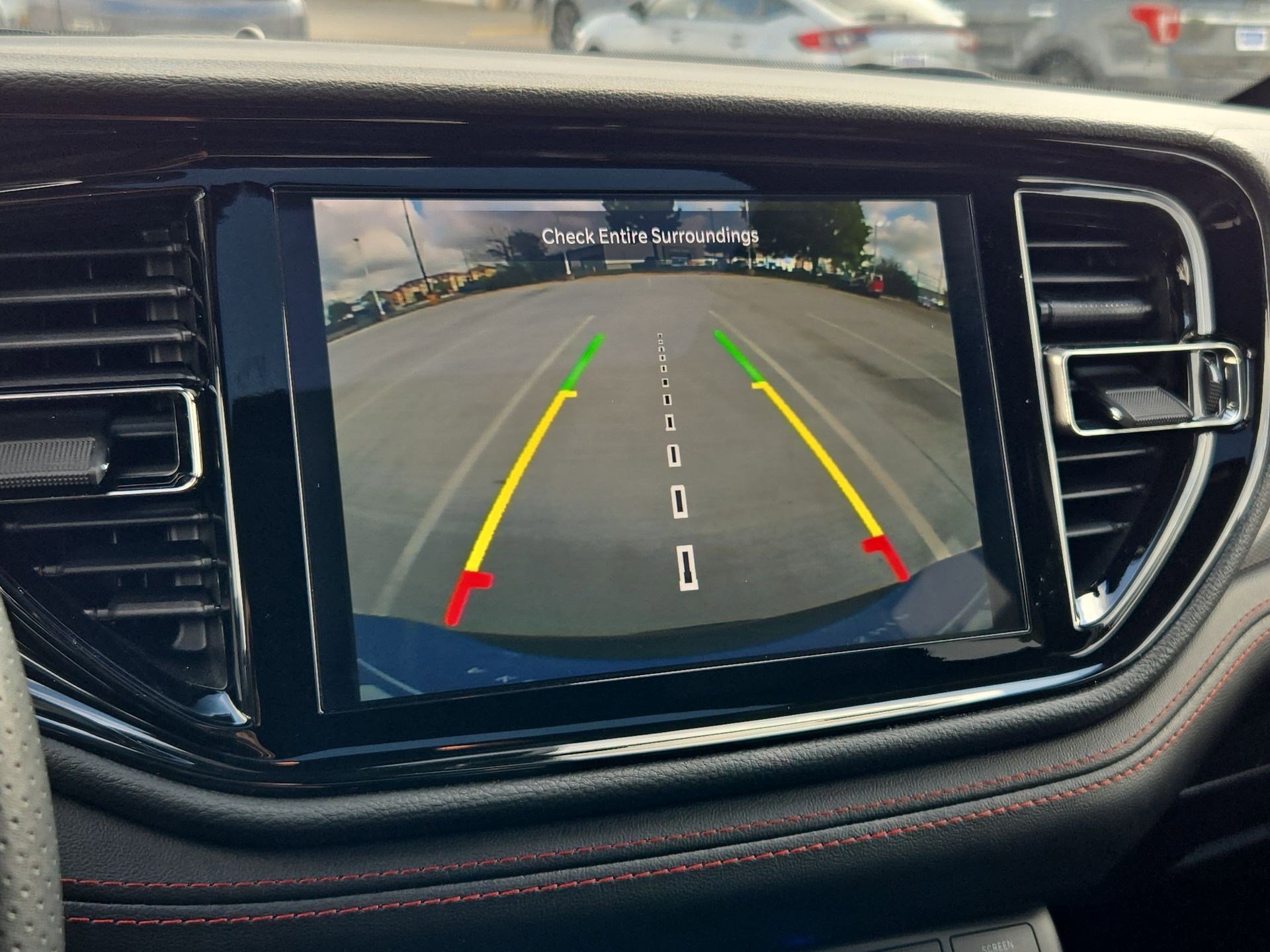 Used 2025 Dodge Durango GT image 25