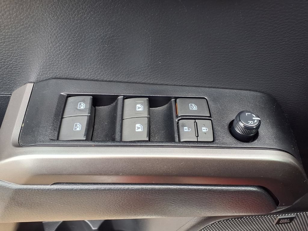 Used 2023 Toyota Tacoma Limited AWD/4WD image 11