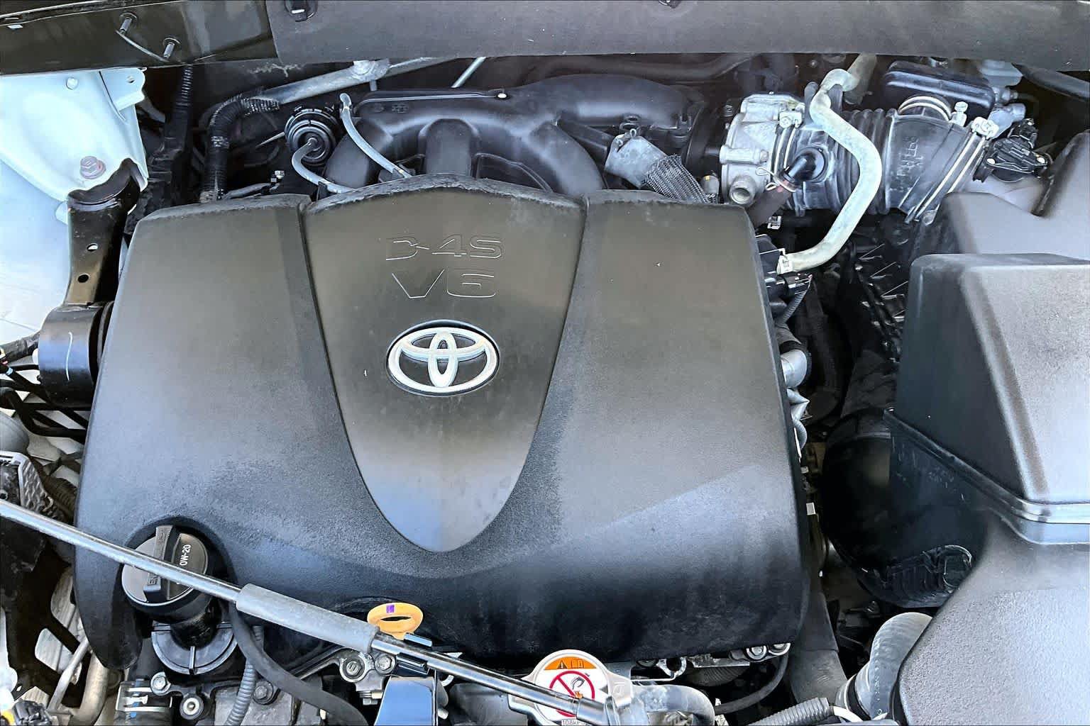 Used 2018 Toyota Highlander Limited FWD image 33