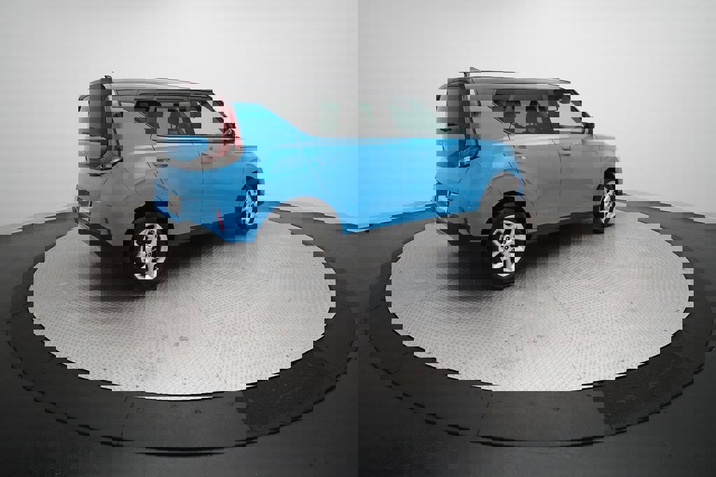 Used 2024 Kia Soul S image 35
