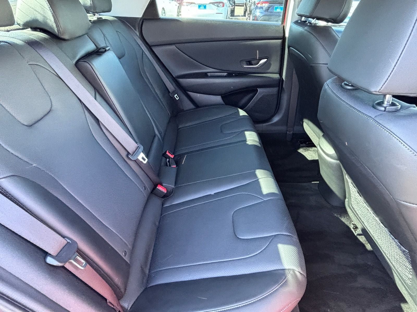 Used 2023 Hyundai Elantra Limited FWD image 15