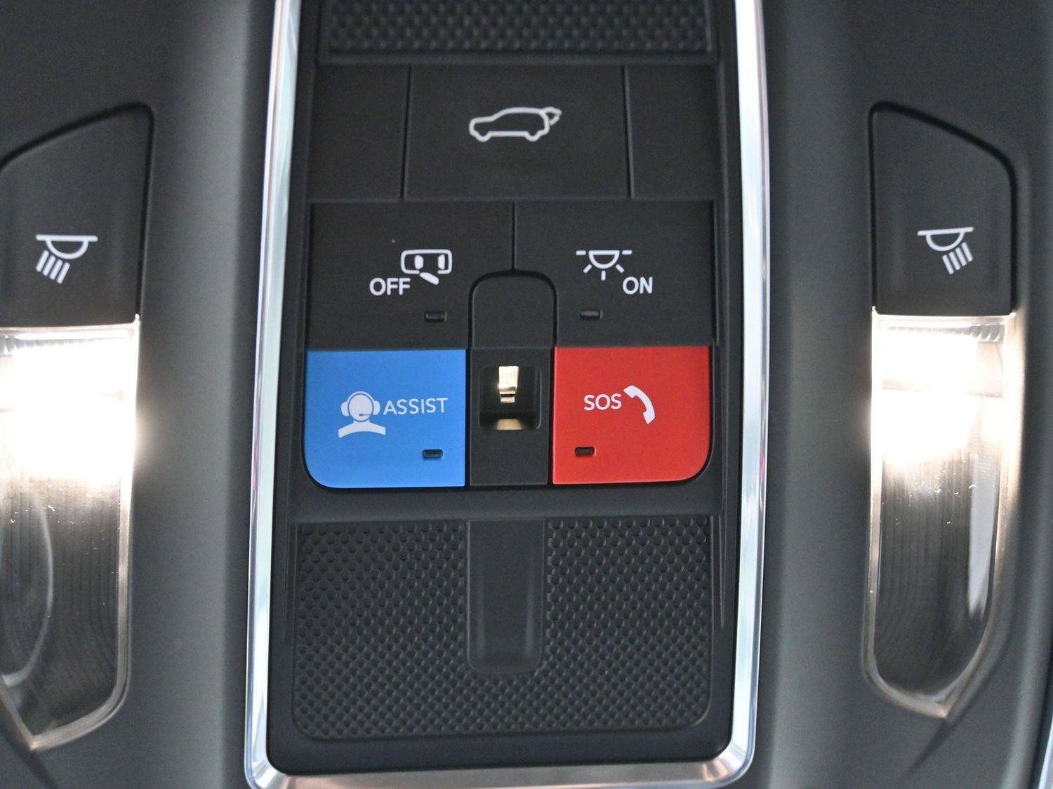 Used 2022 Jeep Grand Cherokee Trailhawk w/ Luxury Tech Group III AWD/4WD image 32