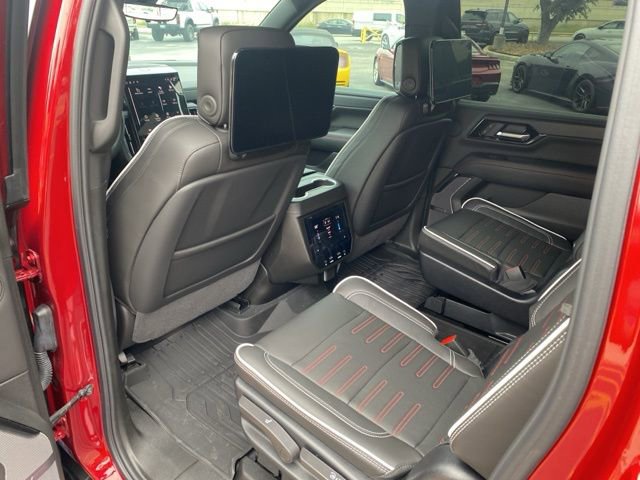 Used 2025 GMC Yukon XL AT4 Ultimate AWD/4WD image 26