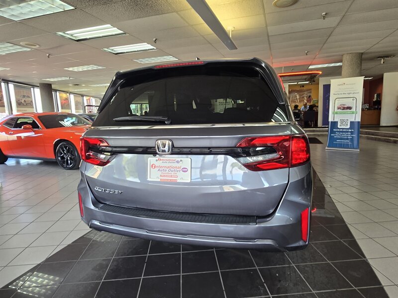 Used 2025 Honda Odyssey EX-L image 5