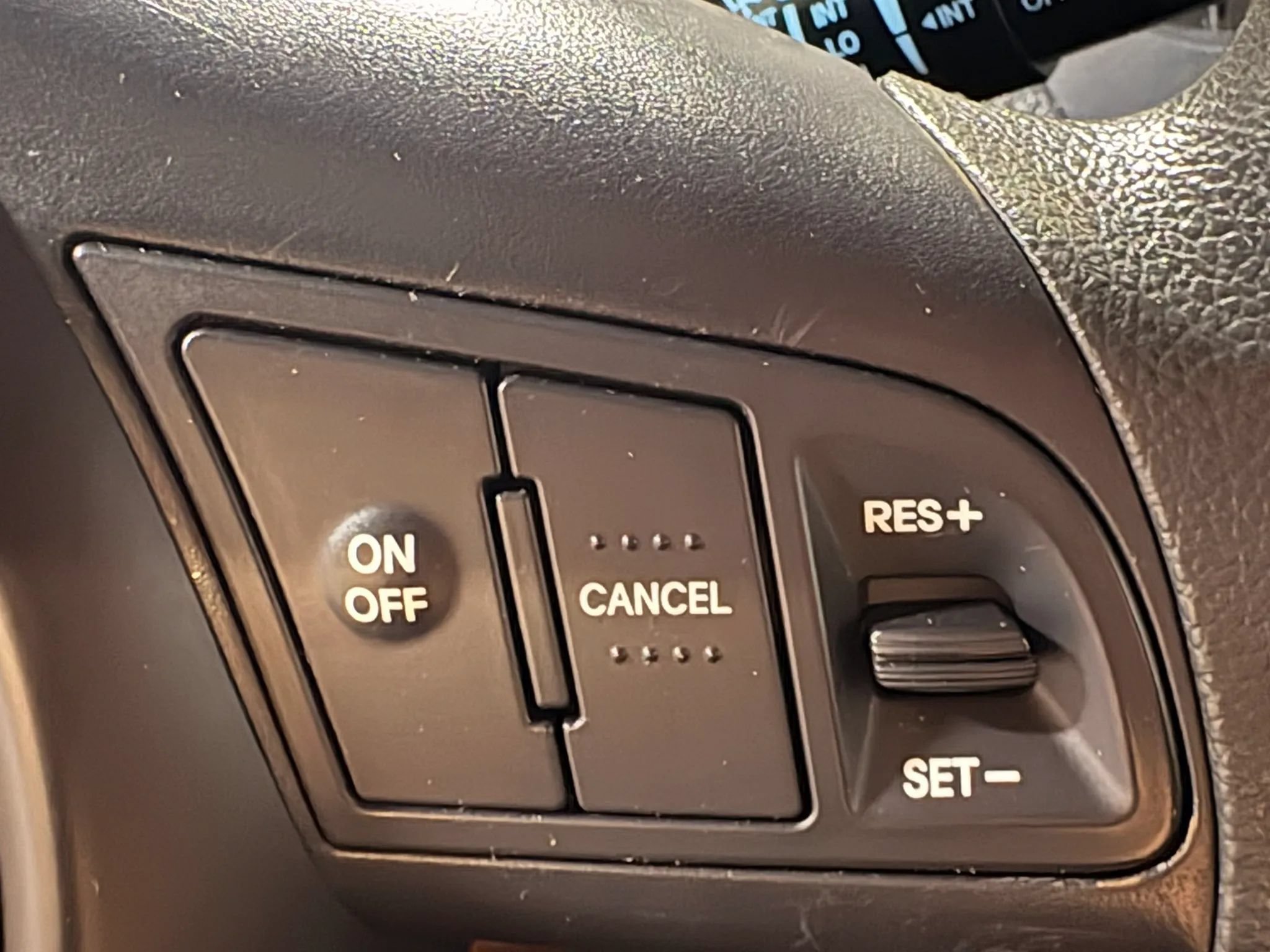Used 2012 Kia Forte EX FWD image 23