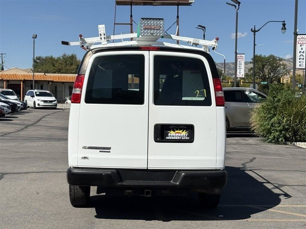 Used 2015 Chevrolet Express 2500 RWD image 6