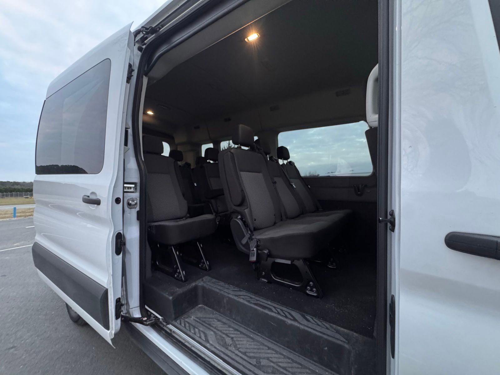 Used 2024 Ford Transit 350 XLT image 15
