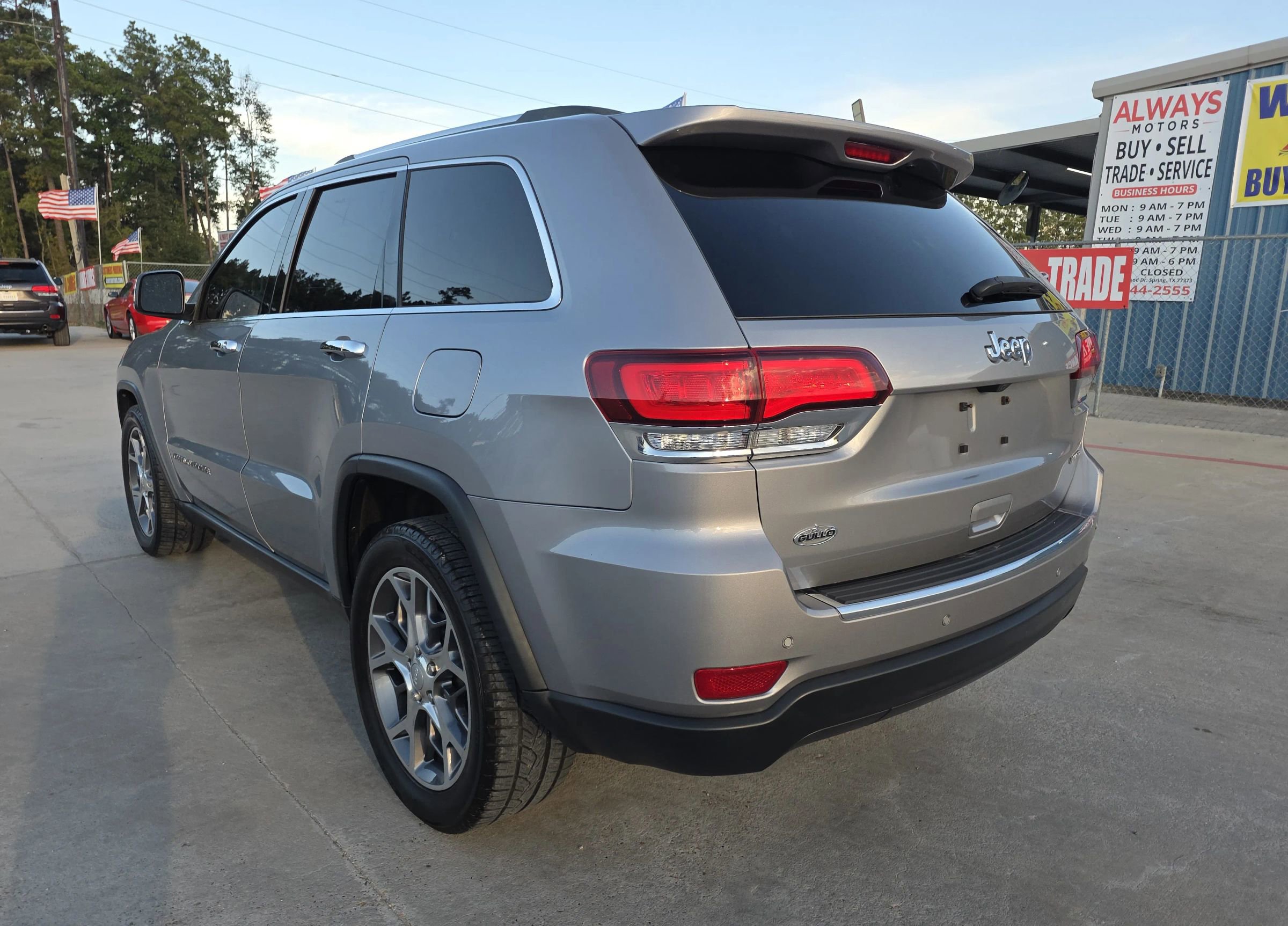 Used 2020 Jeep Grand Cherokee Limited image 13