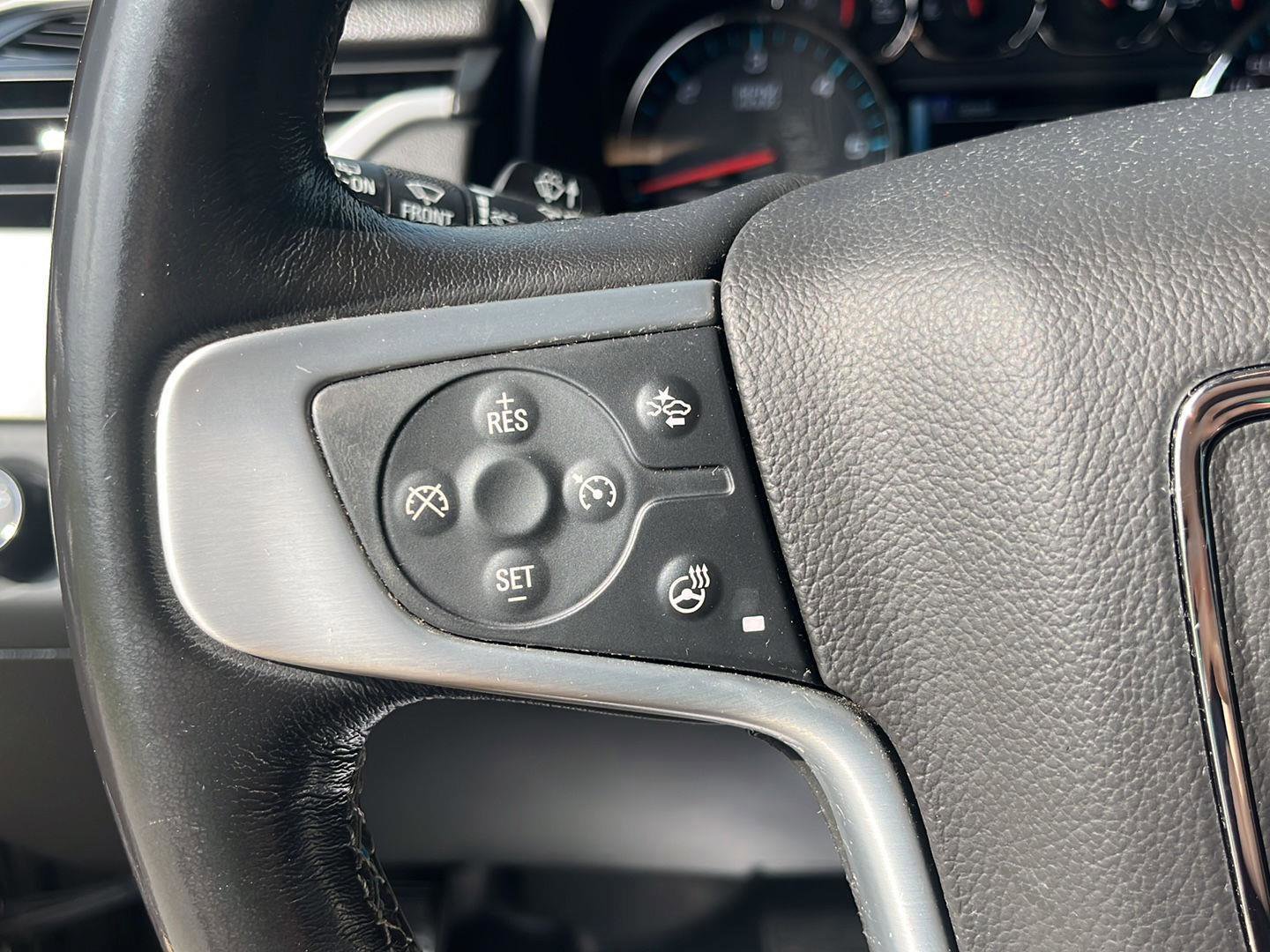 Used 2018 GMC Yukon SLT w/ Premium Edition image 16