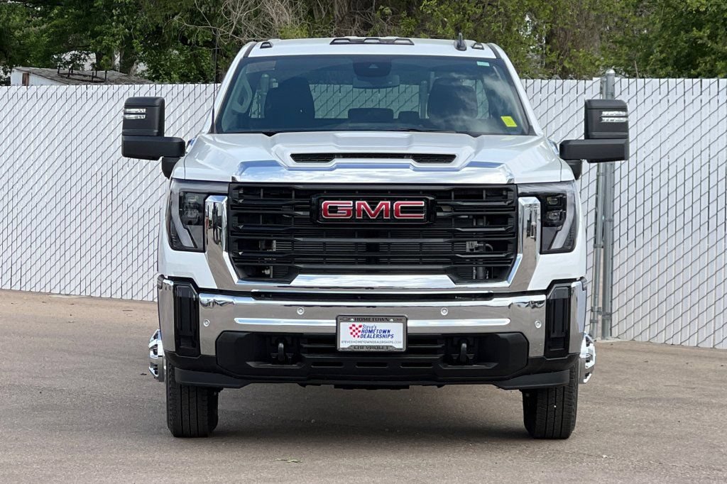 New 2026 GMC Sierra 3500 Pro w/ 1SA Pro Safety Plus Package AWD/4WD image 6