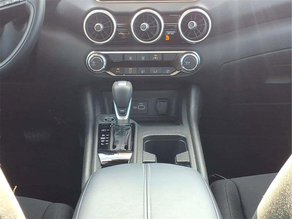 Used 2025 Nissan Sentra S image 14