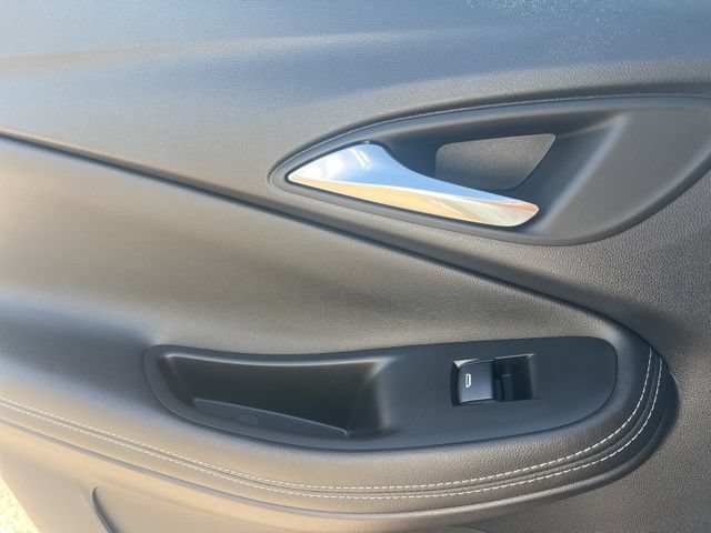 Used 2025 Buick Encore GX Preferred FWD image 26