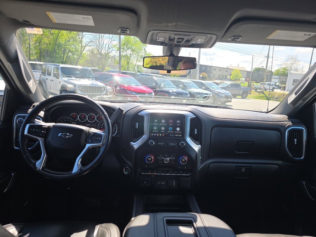 Used 2020 Chevrolet Silverado 1500 LT Trail Boss AWD/4WD image 20