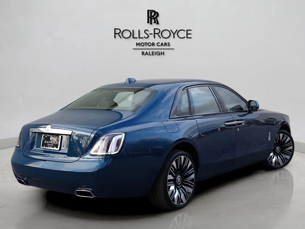 New 2025 Rolls-Royce Ghost video 2