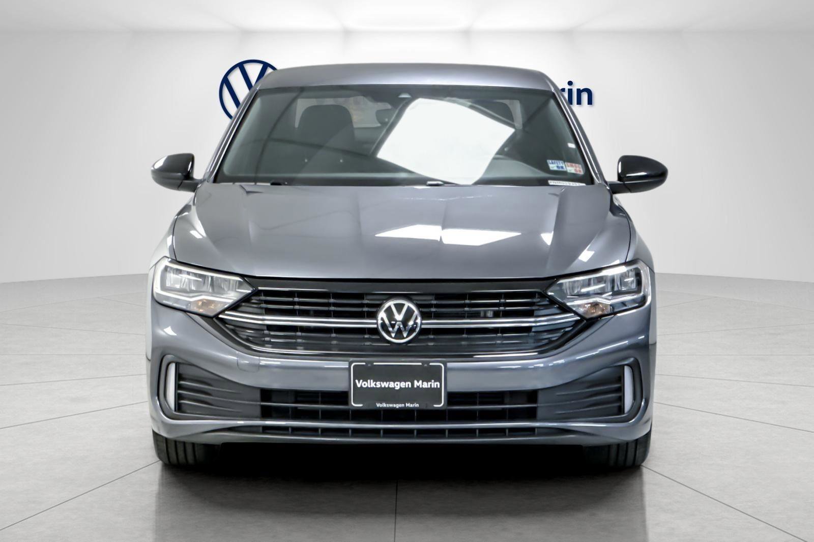 Used 2022 Volkswagen Jetta Sport image 8