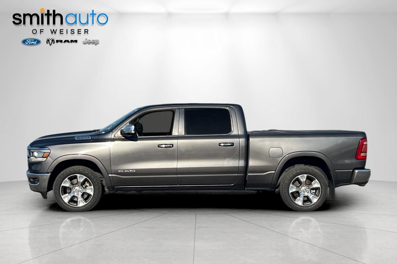 Used 2019 RAM 1500 Laramie AWD/4WD image 8