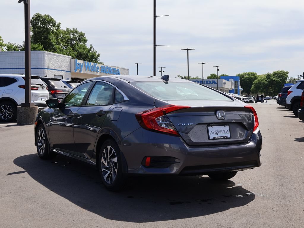 Certified 2018 Honda Civic EX image 5