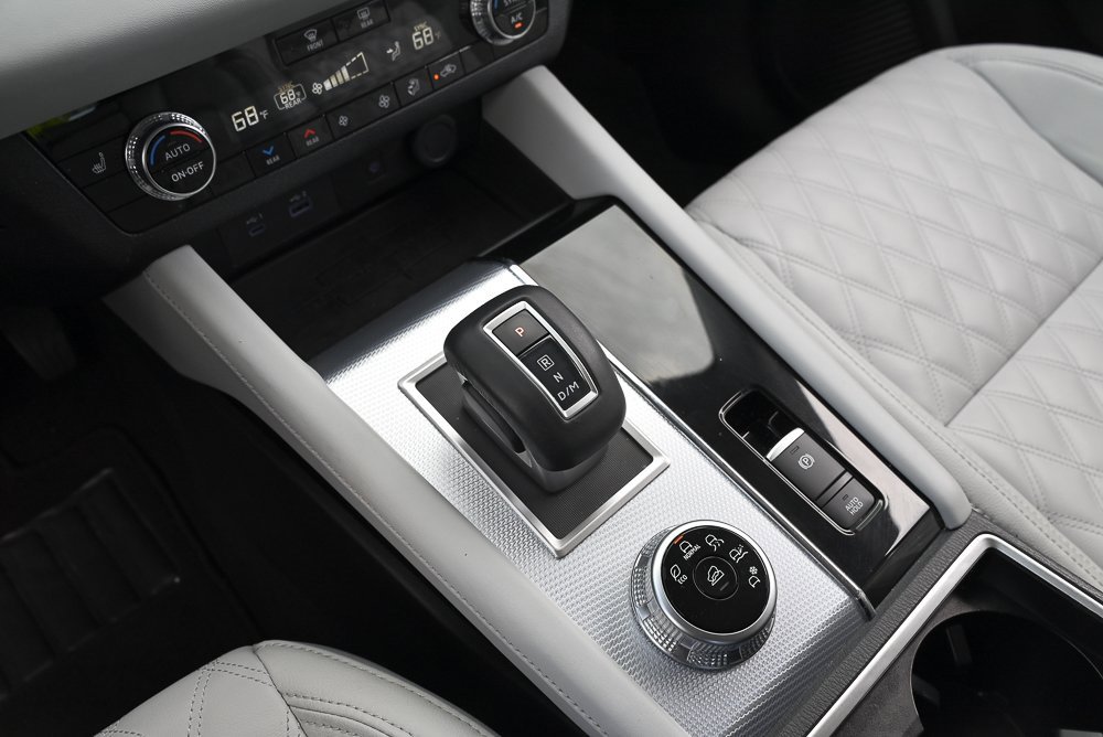 Used 2024 Mitsubishi Outlander SEL image 26