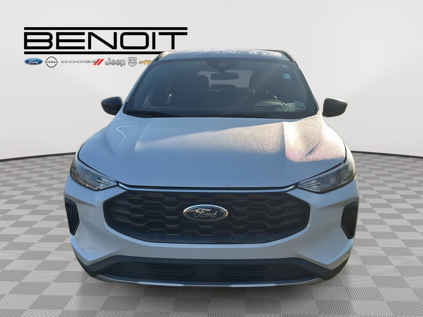 Used 2025 Ford Escape ST-Line w/ Equipment Group 301A image 2