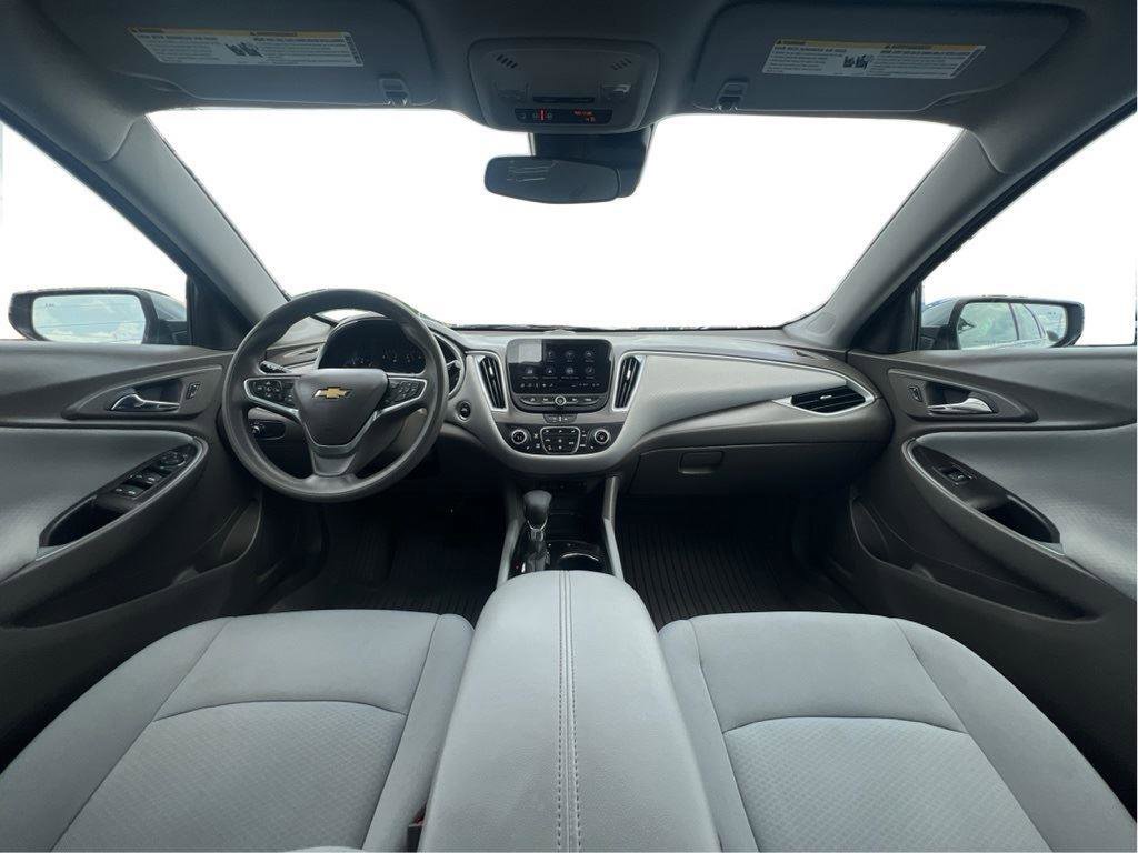 Used 2023 Chevrolet Malibu LT w/ Driver Confidence Package image 6